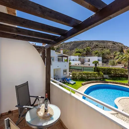 Villa Two Bedroom Townhouse - Stamango *