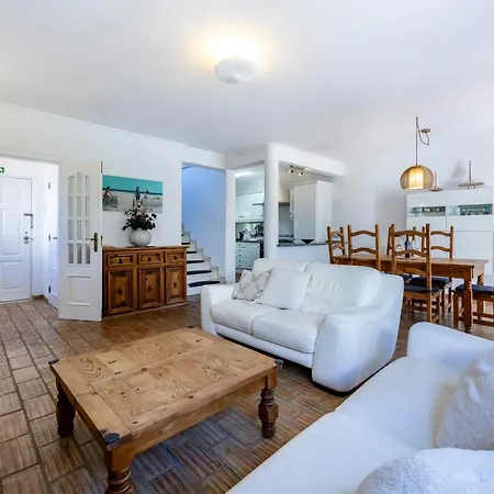 Two Bedroom Townhouse - Stamango Villa